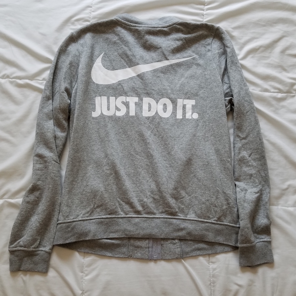 Nike Just Do It Women's Gray Fleece Zip Up Jacket